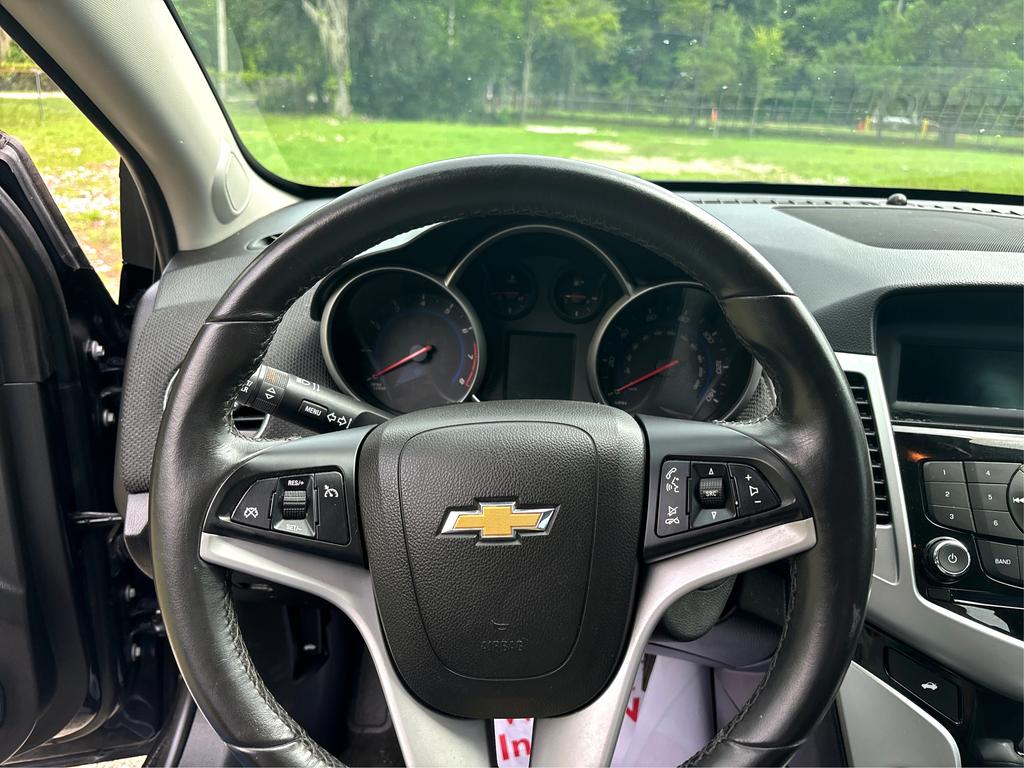 2016 Chevrolet Cruze - $8,599