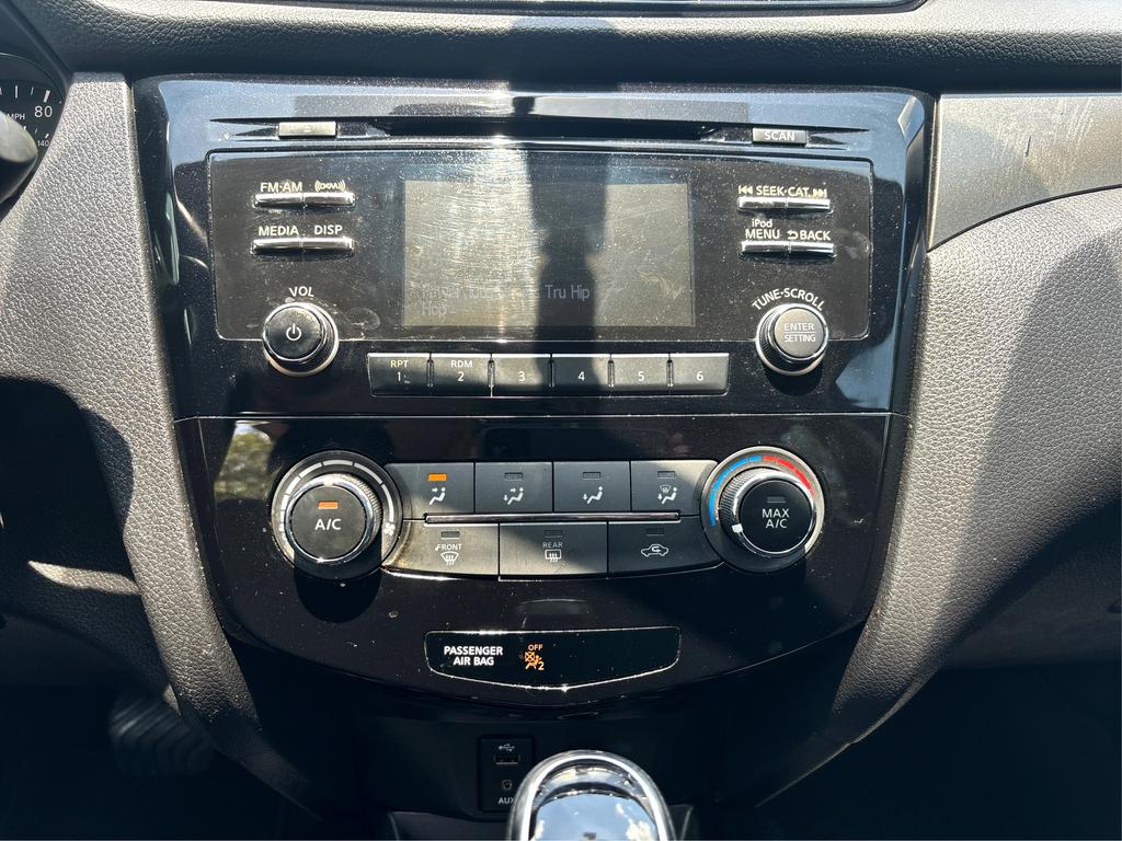 2018 Nissan Rogue - $11,099