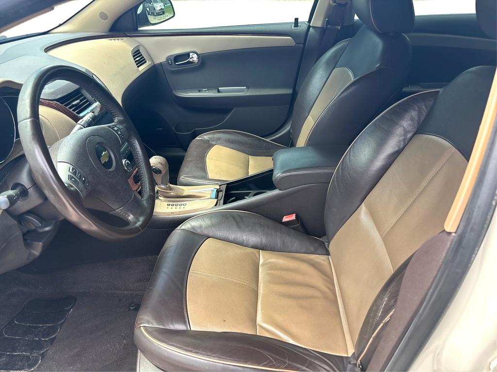 2011 Chevrolet Malibu - $4,999
