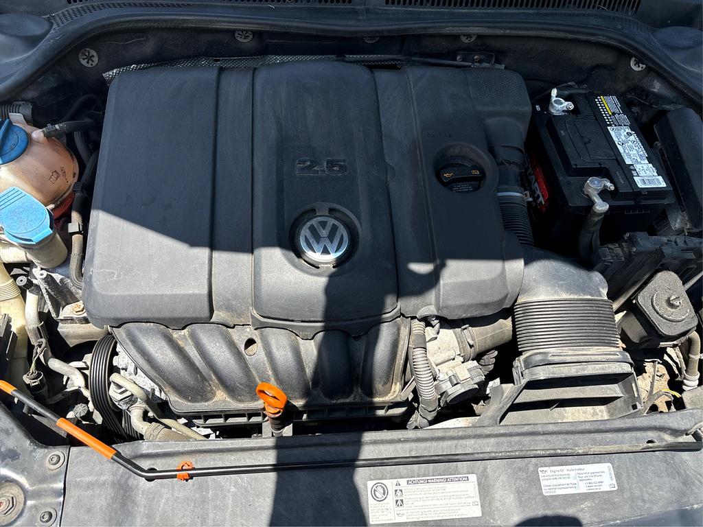 2013 Volkswagen Jetta - $5,099