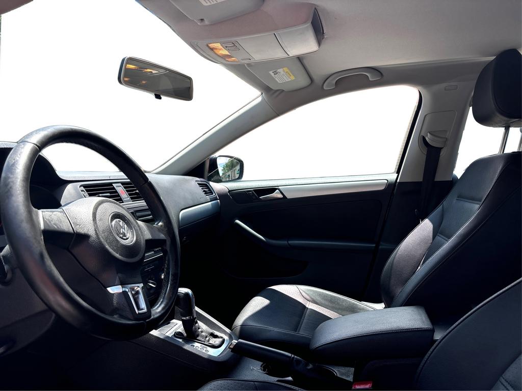 2013 Volkswagen Jetta SE photo