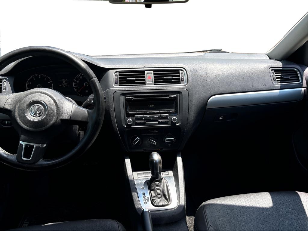 2013 Volkswagen Jetta SE photo