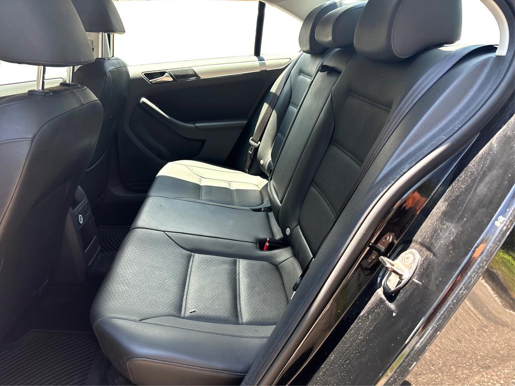 2013 Volkswagen Jetta SE photo
