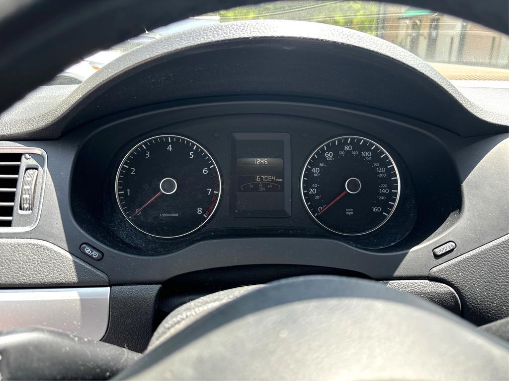 2013 Volkswagen Jetta - $5,099