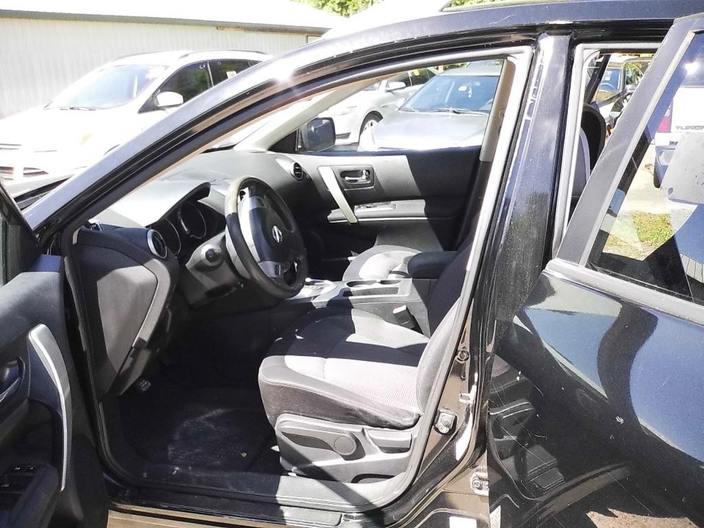 2010 Nissan Rogue - $3,599