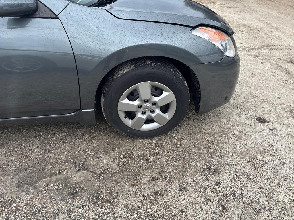 2008 Nissan Altima - $3,799