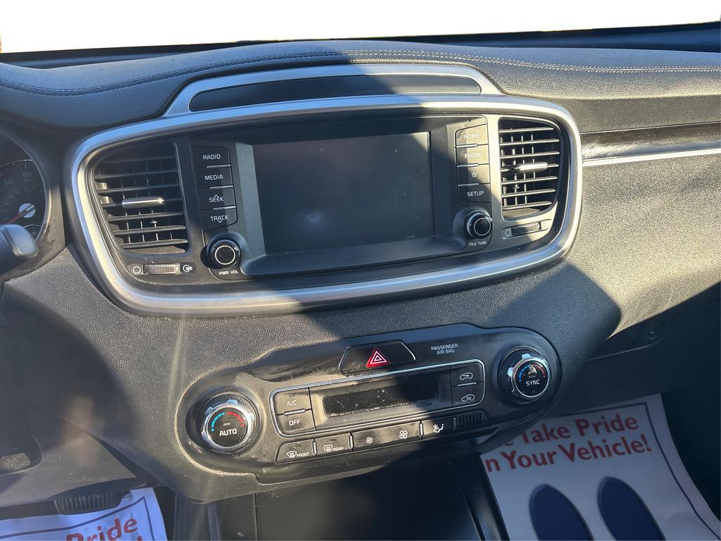 2019 Kia Sorento LX photo