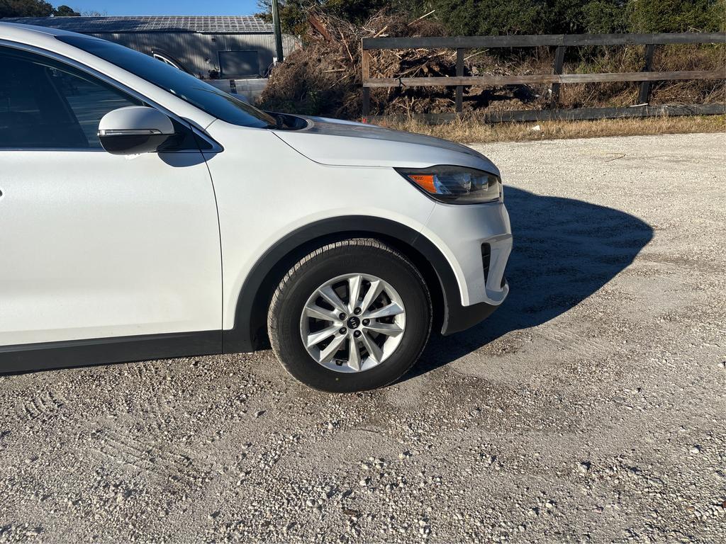 2019 Kia Sorento LX photo
