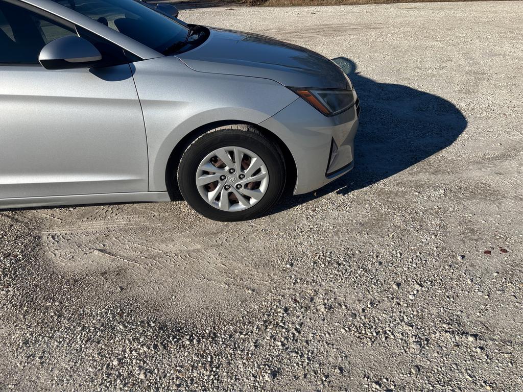 2019 Hyundai Elantra - $8,299