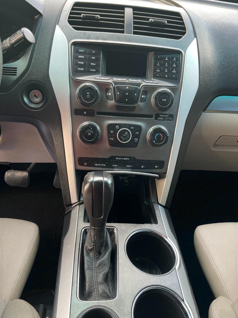 2013 Ford Explorer - $7,599