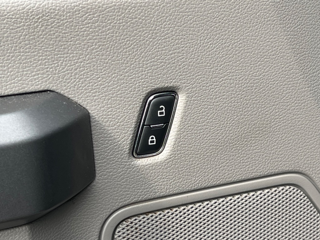 2018 Ford F-150 - $23,000