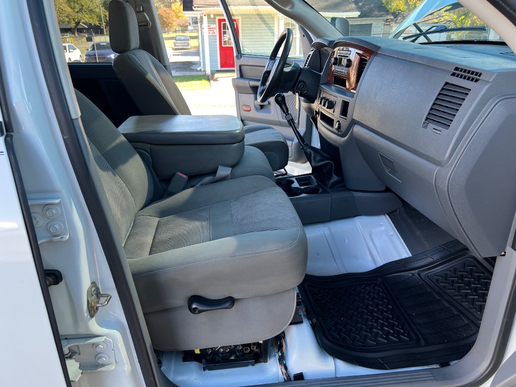 2006 Dodge Ram 3500 - $29,999