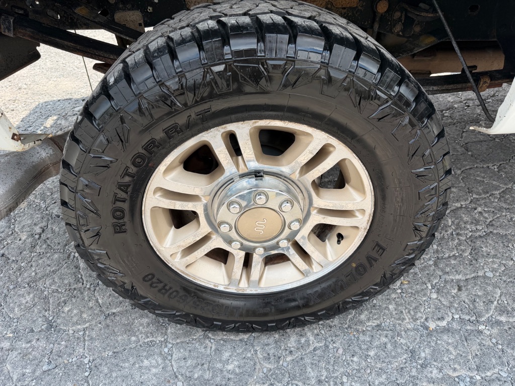 2015 Ford F-350 - $15,000