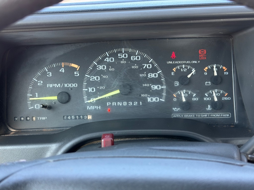 1995 Chevrolet Gmt-400 - $14,999