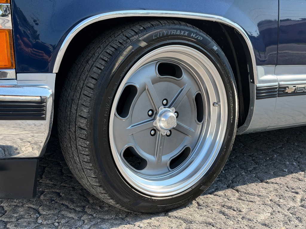 1995 Chevrolet Gmt-400 - $14,999