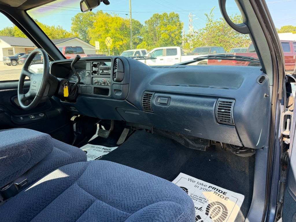 1995 Chevrolet Gmt-400 - $14,999