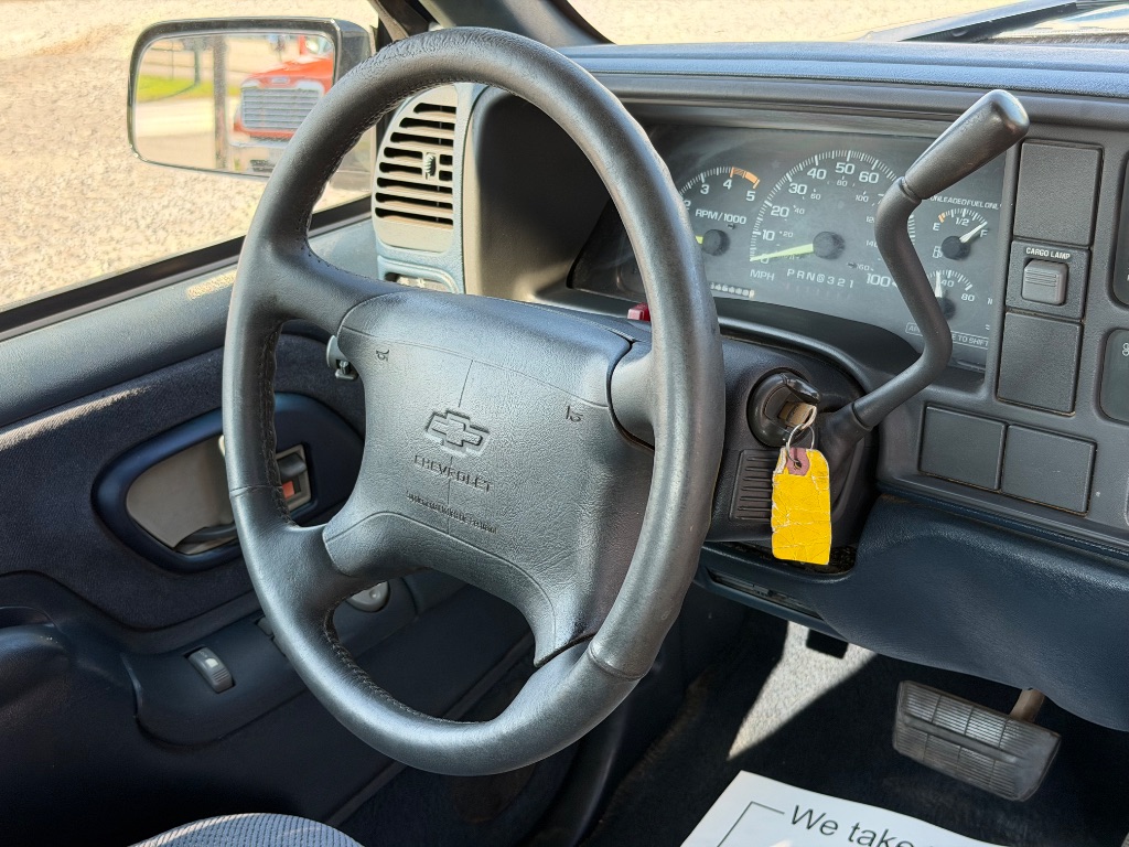 1995 Chevrolet Gmt-400 - $14,999