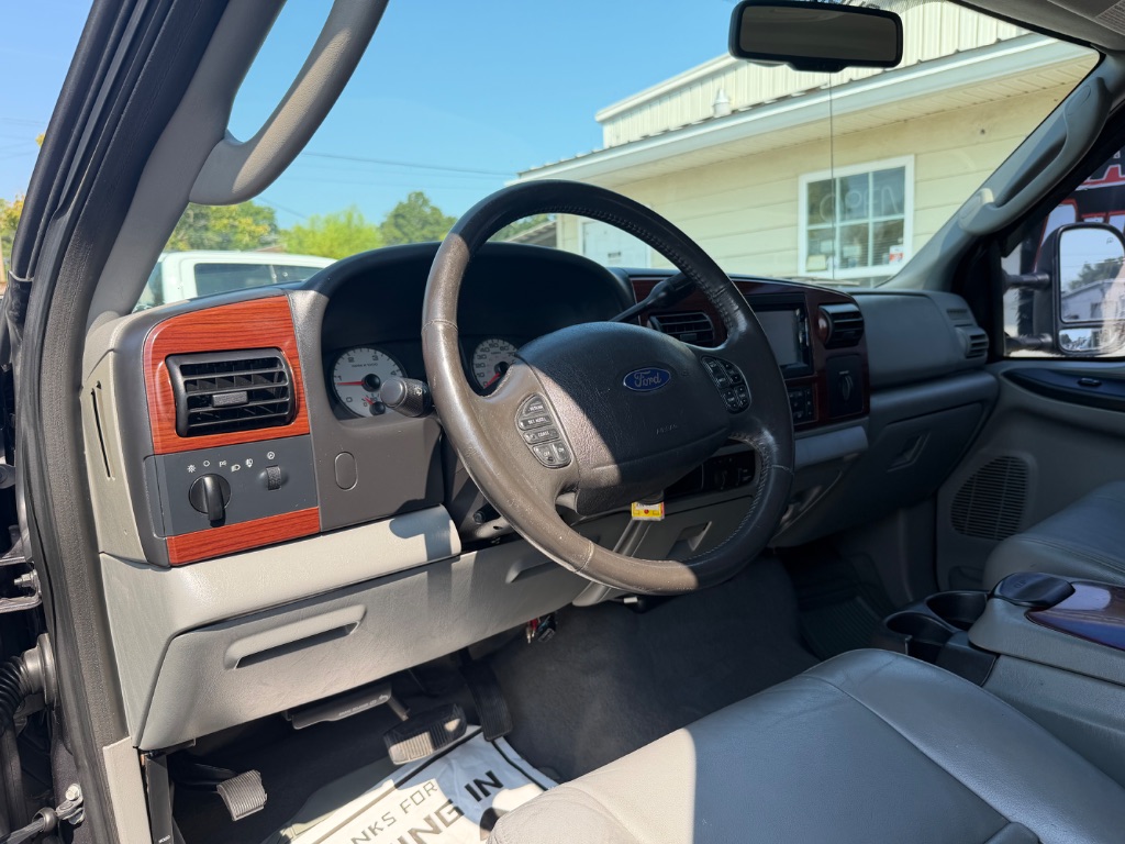 2006 Ford F-250 - $15,998