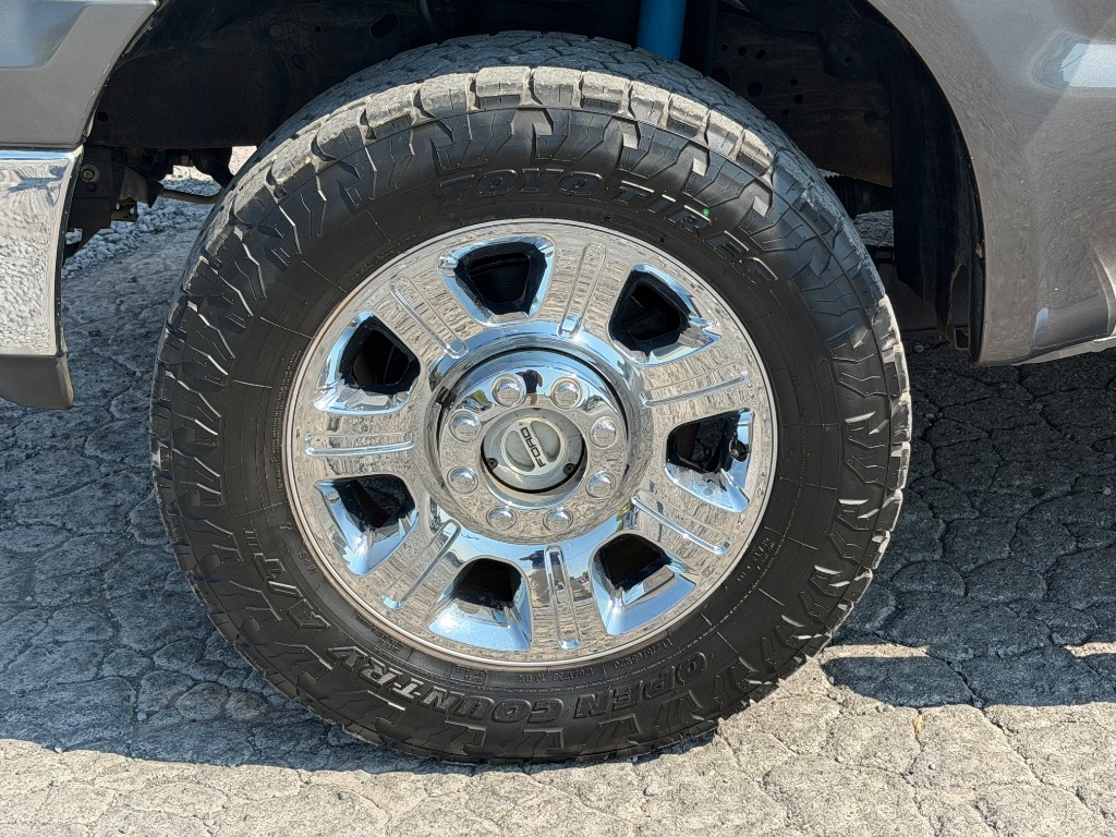 2006 Ford F-250 - $15,998