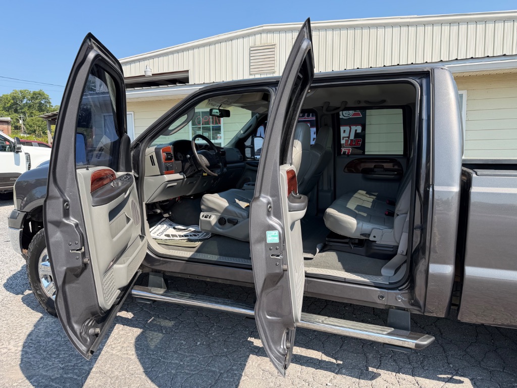 2006 Ford F-250 - $15,998