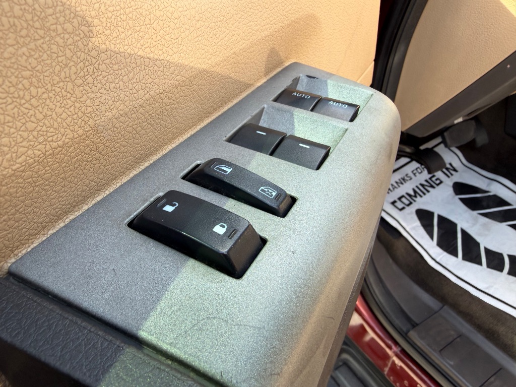 2015 Ford F-350 - $18,999