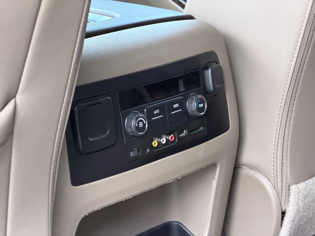 2016 Chevrolet Tahoe - $15,998