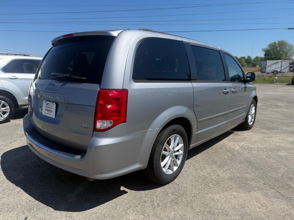 2014 Dodge Grand Caravan - $12,995