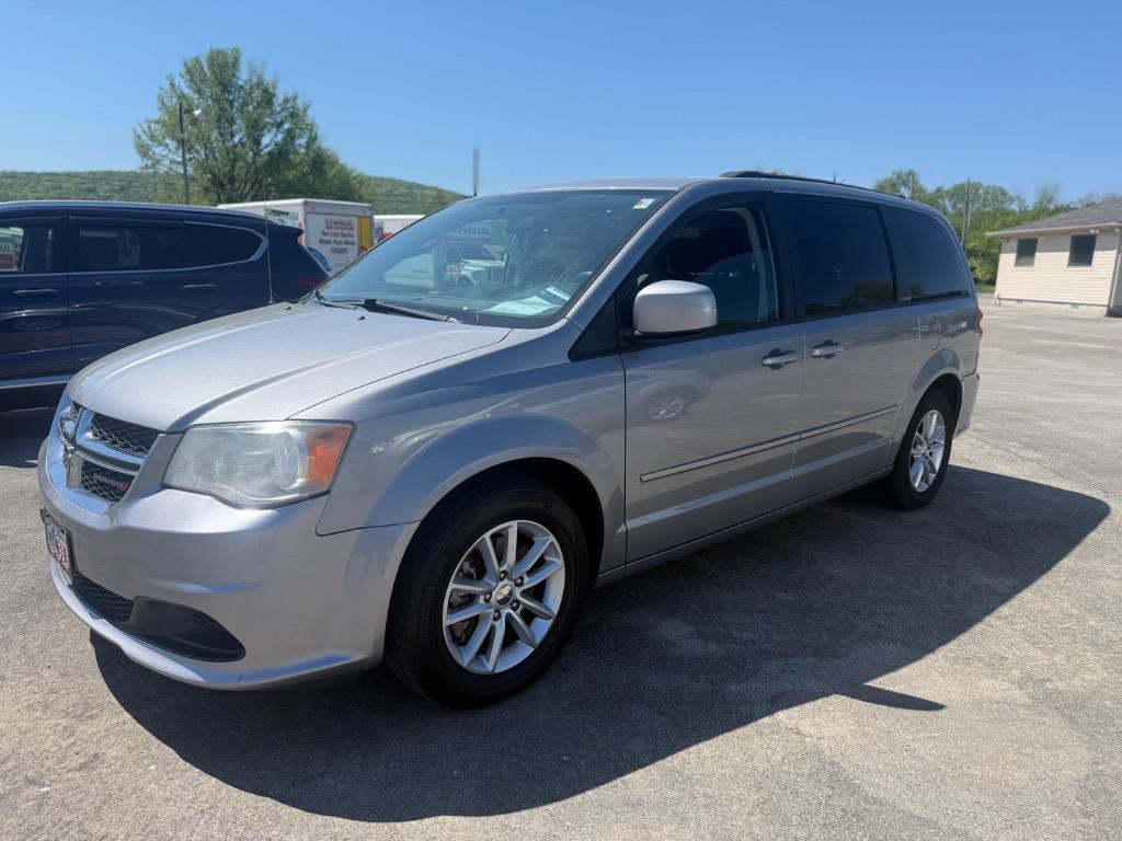 2014 Dodge Grand Caravan - $12,995