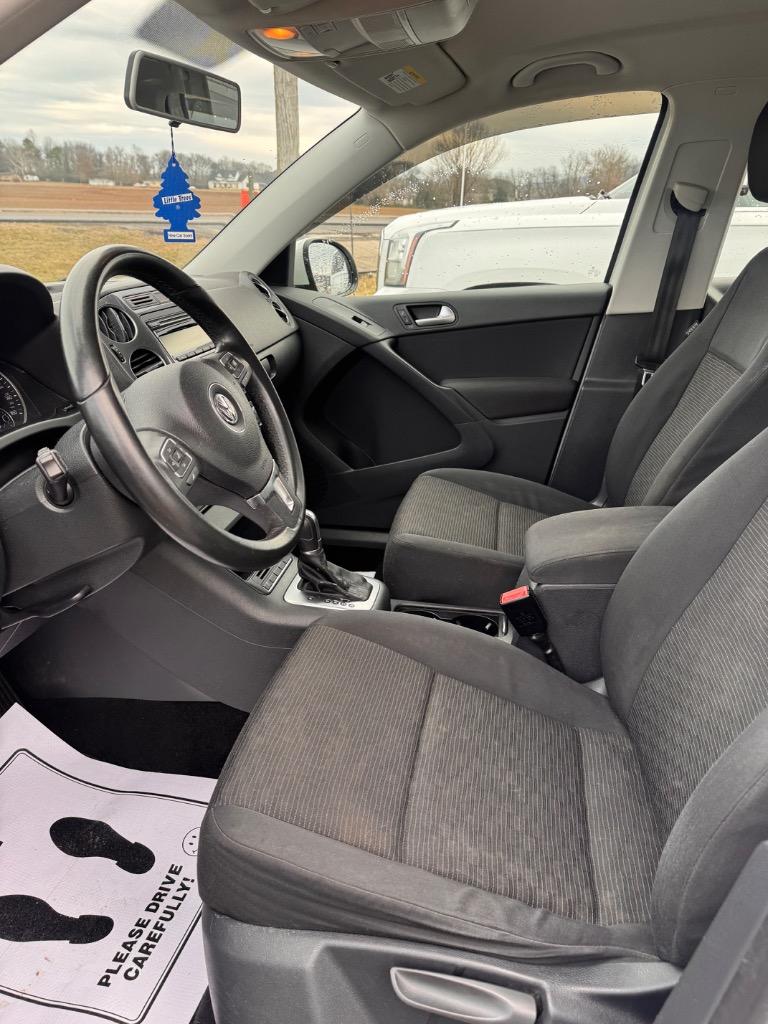2014 Volkswagen Tiguan - $11,495