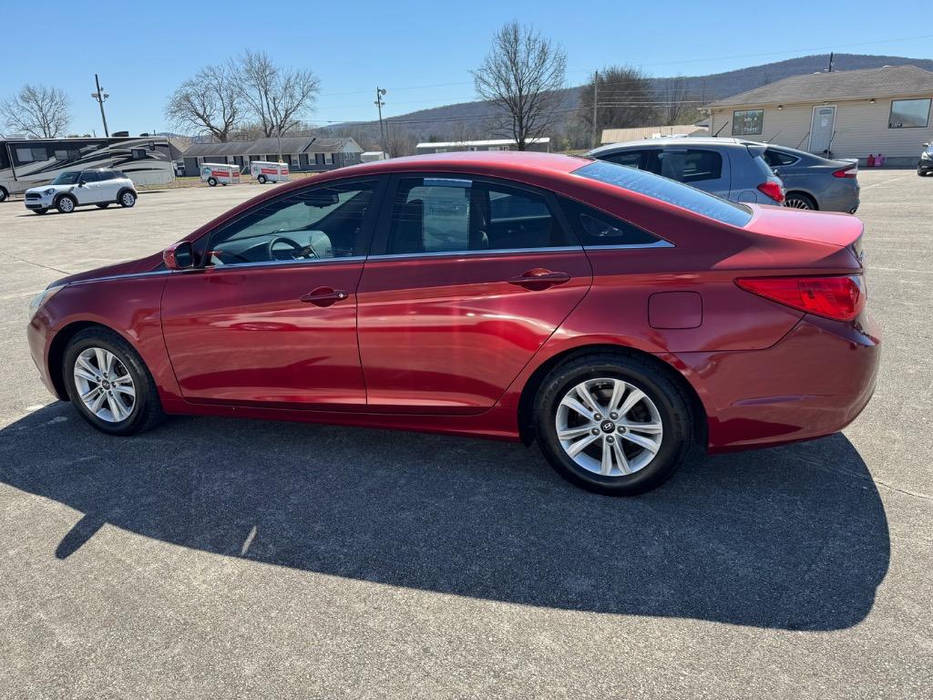 2013 Hyundai Sonata GLS photo
