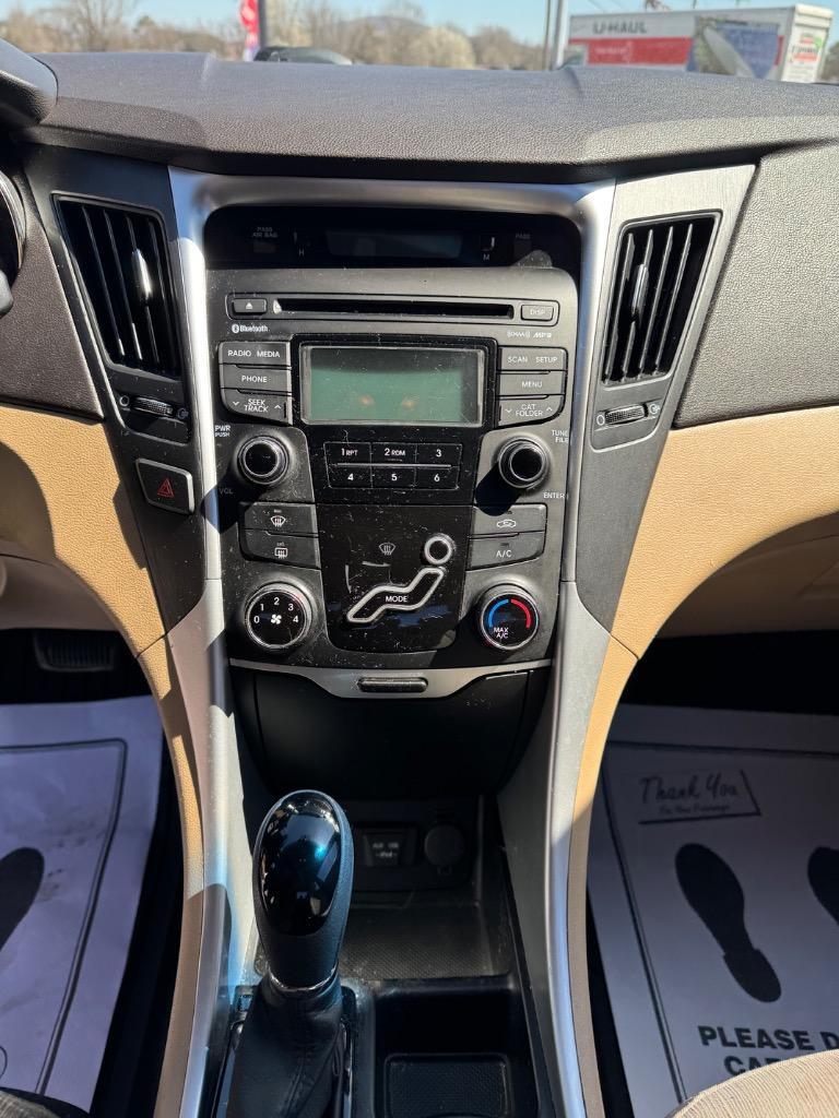 2013 Hyundai Sonata GLS photo