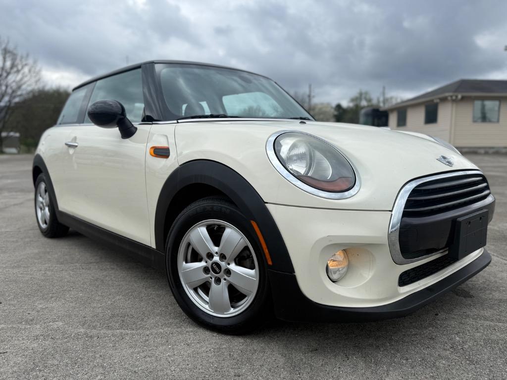 2016 MINI Hardtop - $10,995