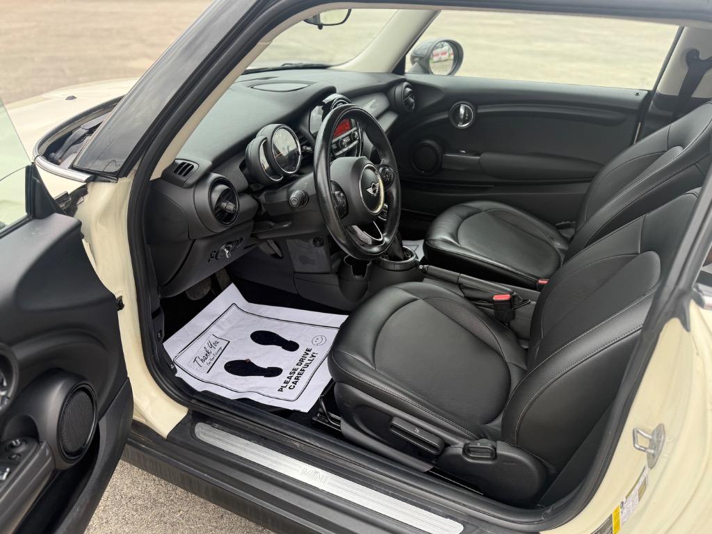 2016 MINI Hardtop - $10,995