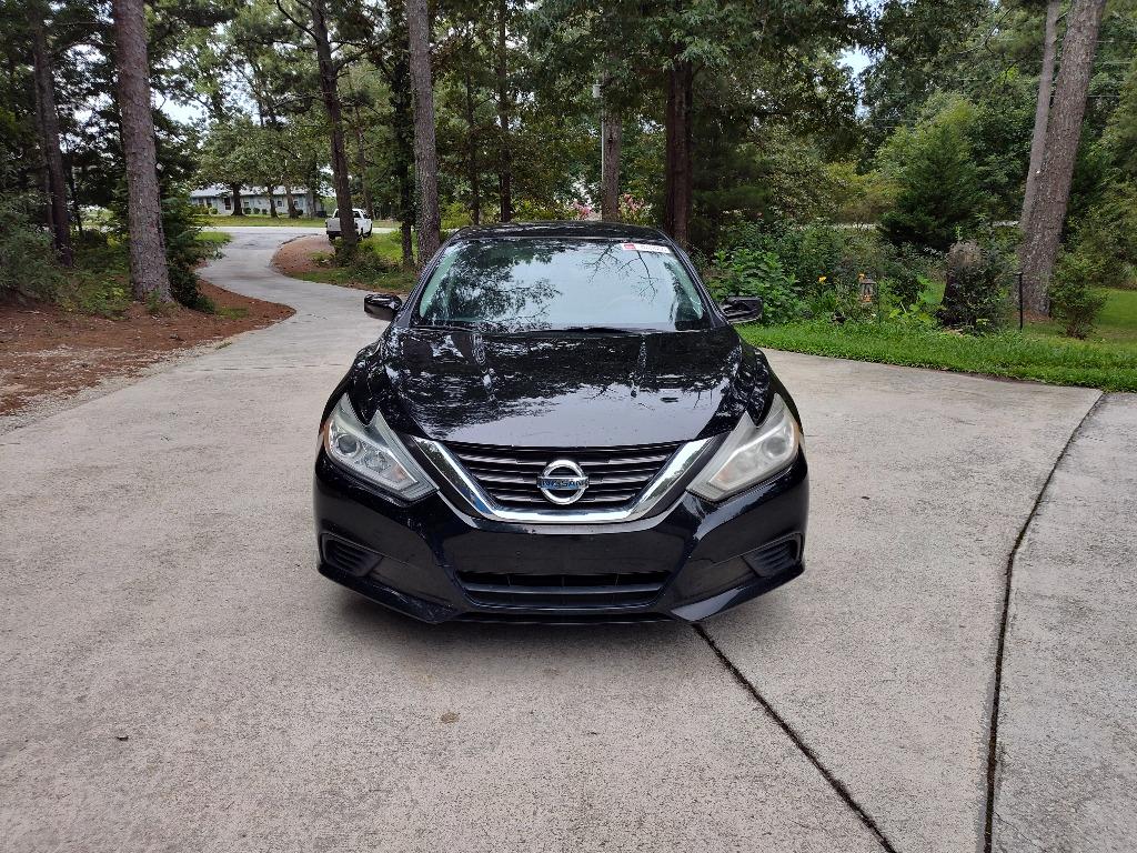 2016 Nissan Altima - $5,475