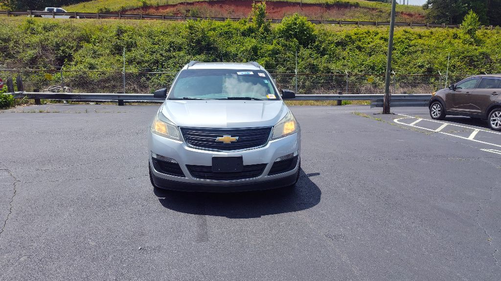2016 Chevrolet Traverse LS photo