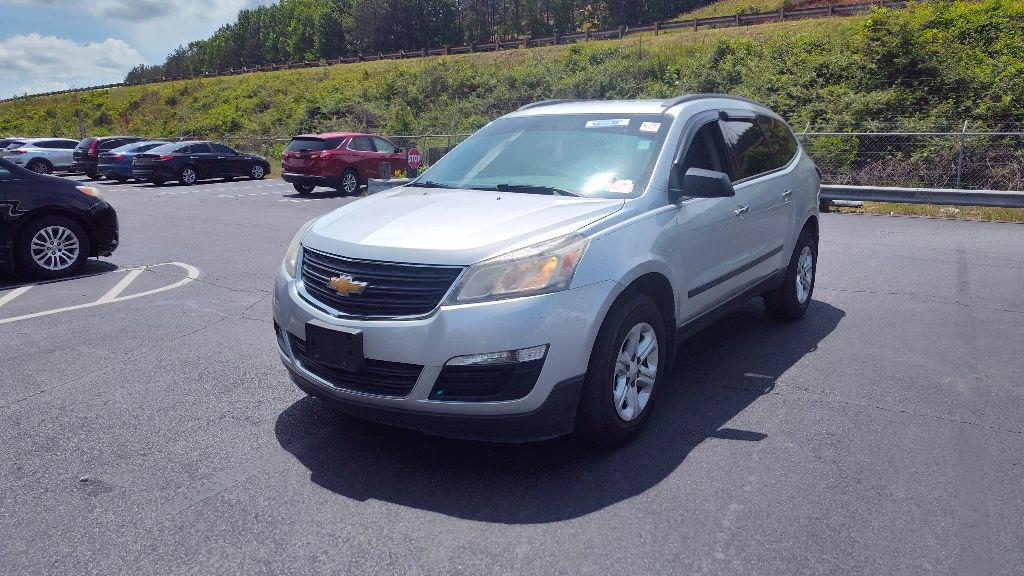 2016 Chevrolet Traverse LS photo