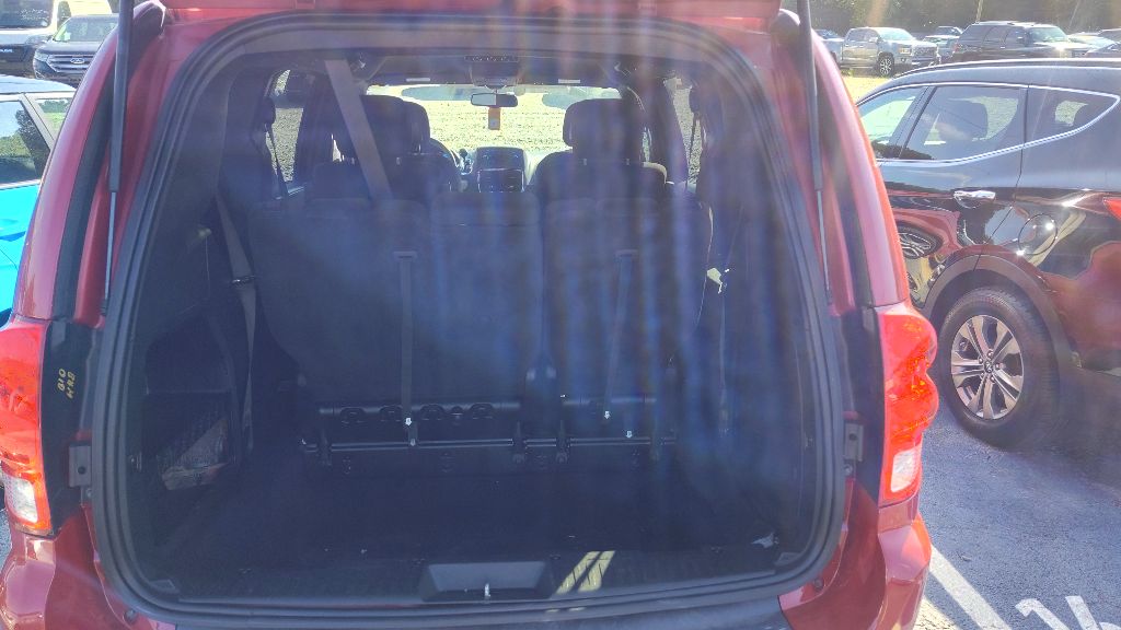 2015 Dodge Grand Caravan SE photo