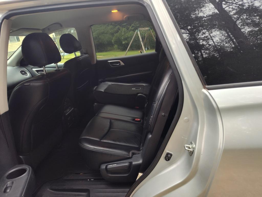 2020 Nissan Pathfinder - $6,400