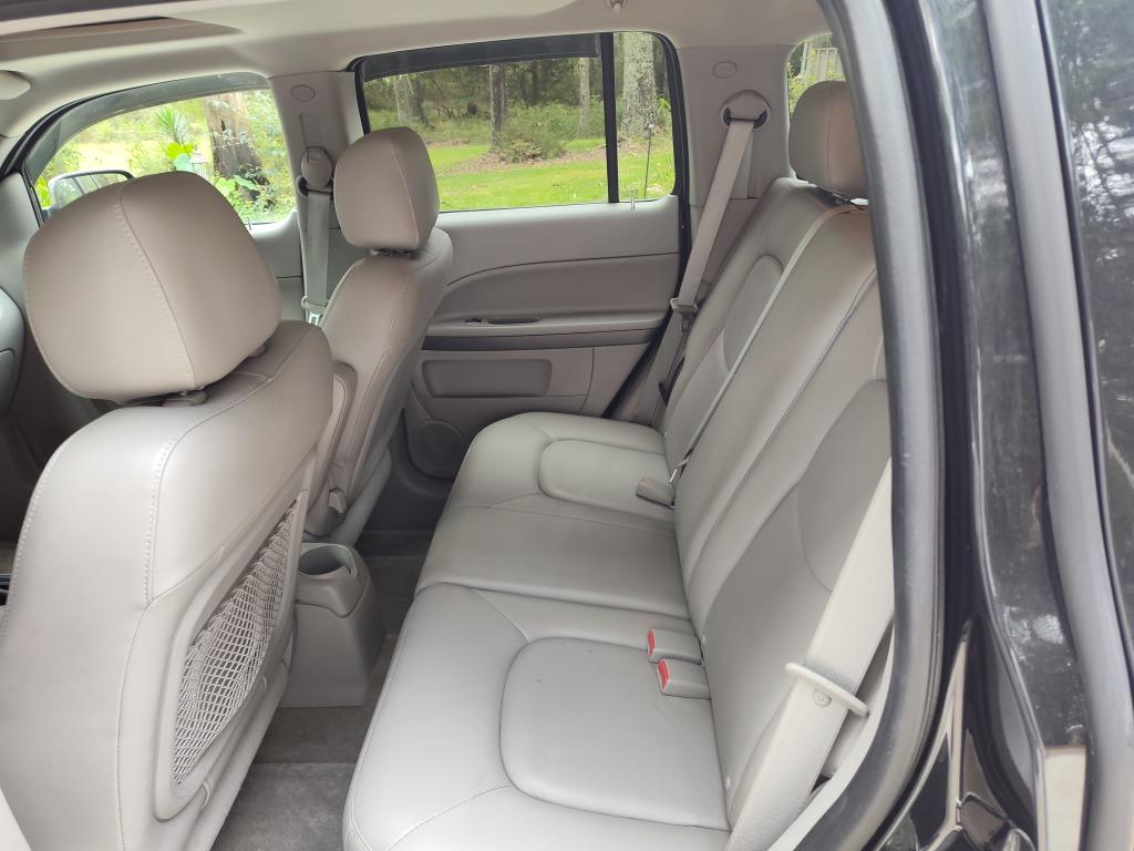 2011 Chevrolet HHR - $3,800