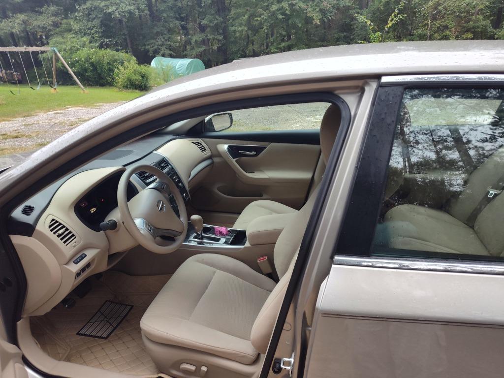 2014 Nissan Altima - $6,745