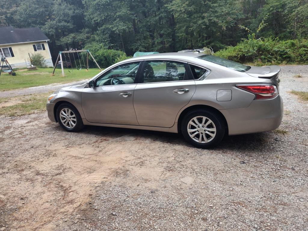 2014 Nissan Altima - $6,745
