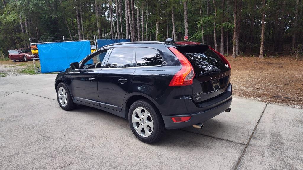 2013 Volvo XC60 - $3,999