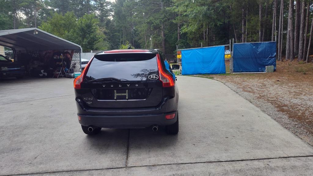 2013 Volvo XC60 - $3,999