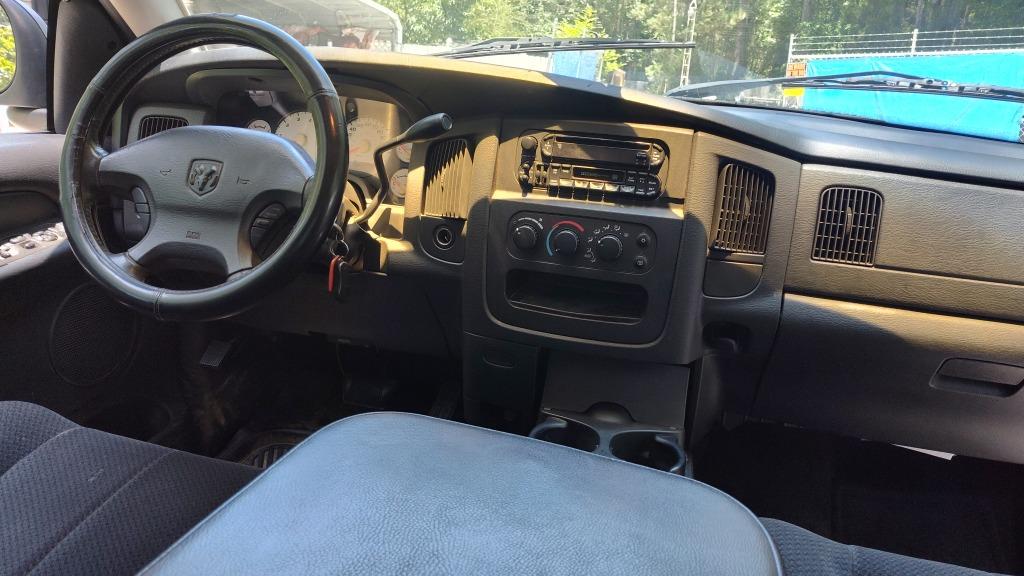 2002 Dodge Ram 1500 - $5,500