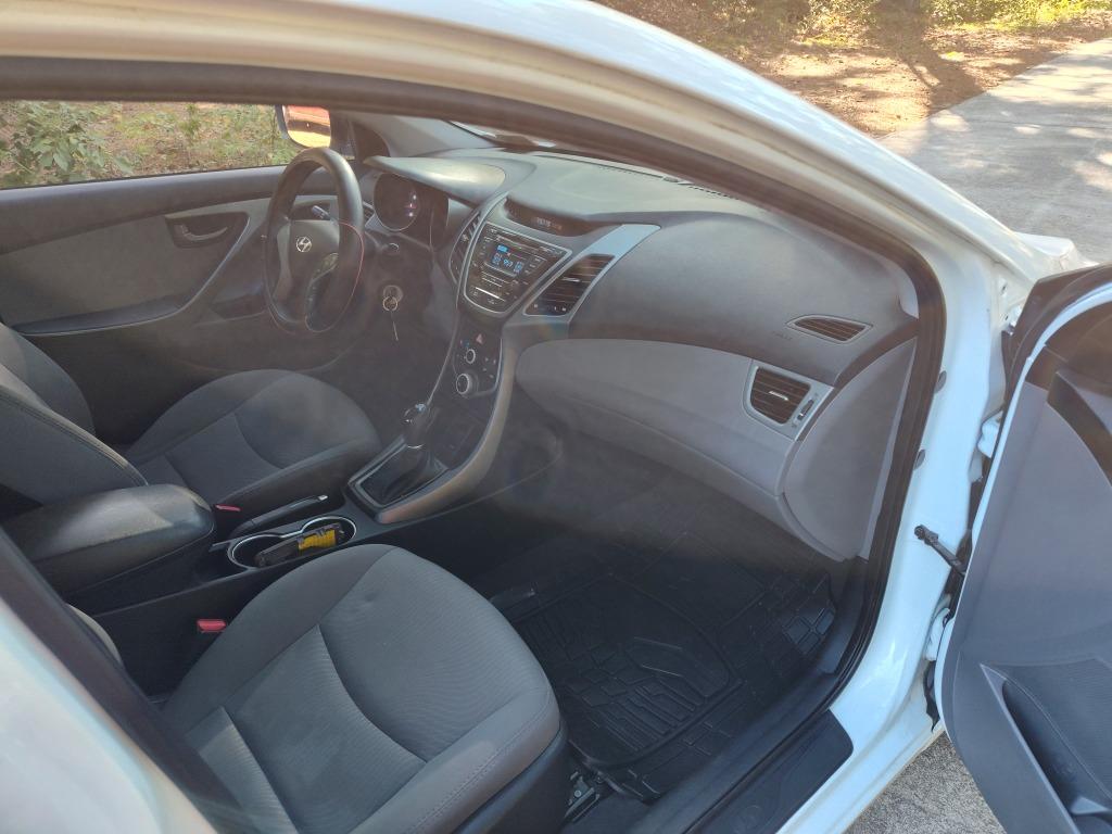 2016 Hyundai Elantra - $4,500