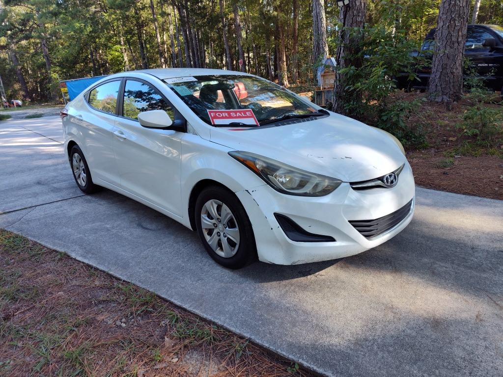 2016 Hyundai Elantra - $4,500