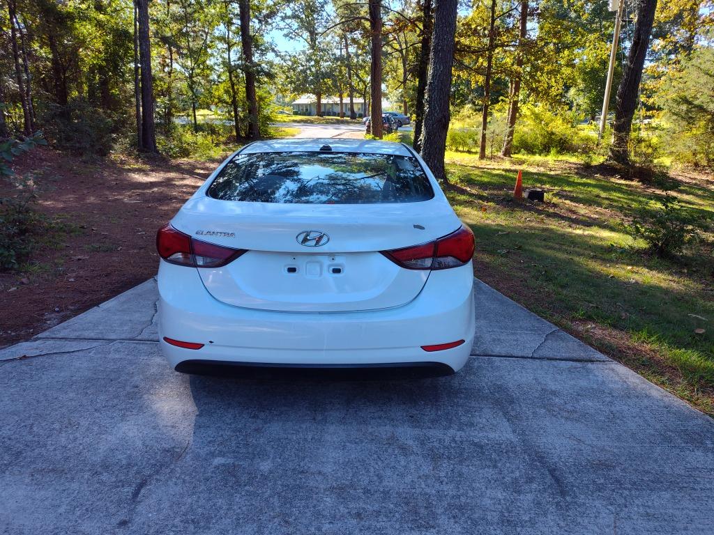 2016 Hyundai Elantra - $4,500