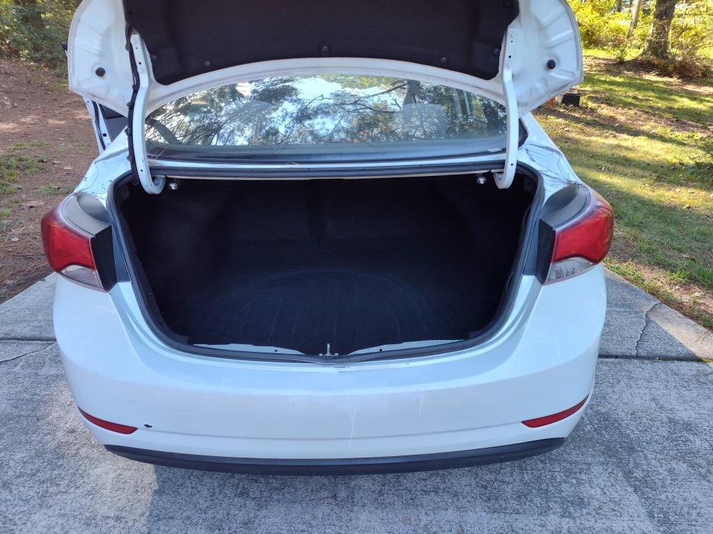 2016 Hyundai Elantra - $4,500