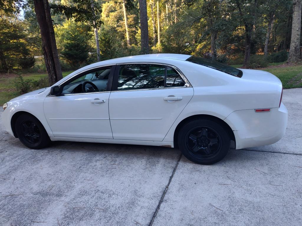 2012 Chevrolet Malibu - $4,450