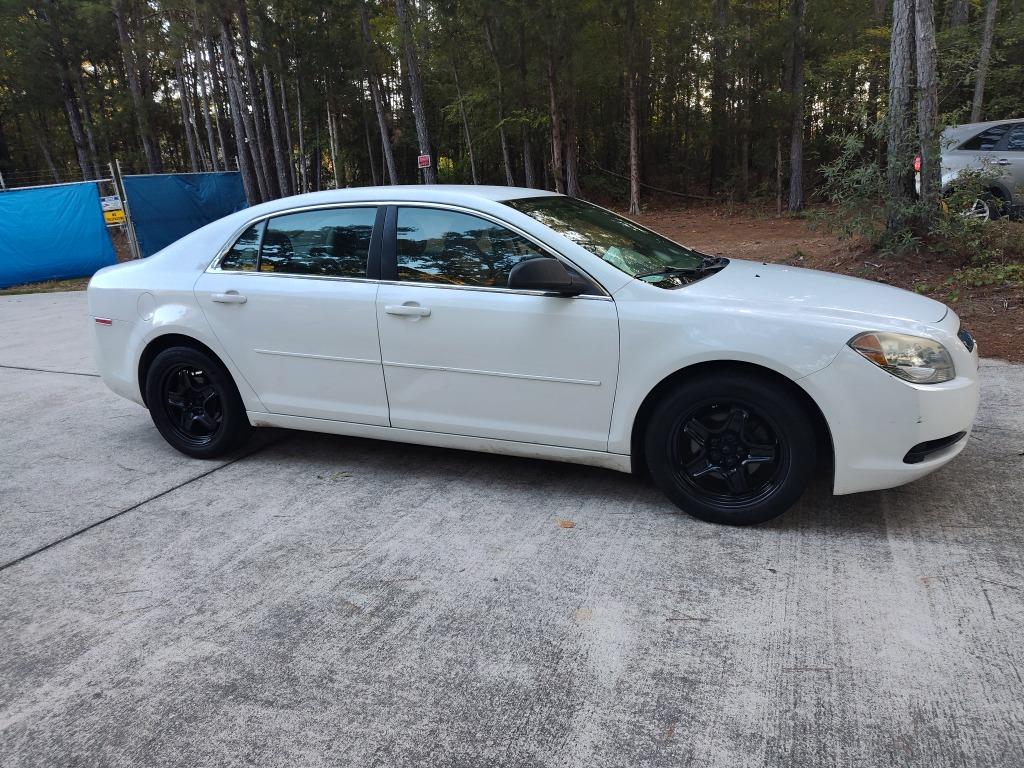 2012 Chevrolet Malibu - $4,450